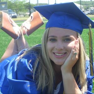 Meet your Posher, Victoria